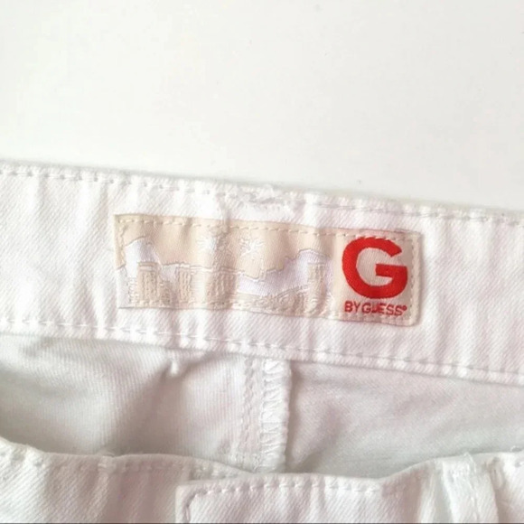 VINTAGE GUESS 90s White Casual Jean Denim Bermuda Mom Shorts Size 25 - Picture 5 of 5